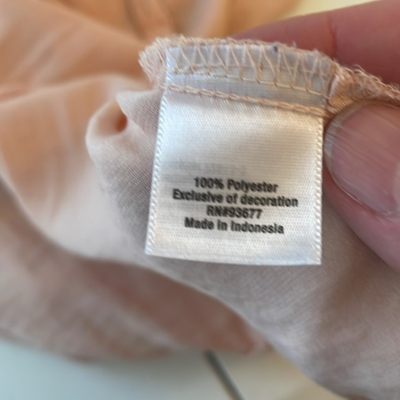 a.n.a babydoll blouse tunic peach colored with ruffled hemline, tucked neckline - Picture 6 of 7